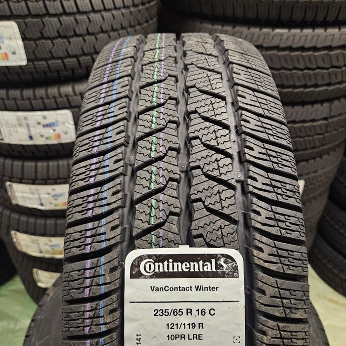 4 Нови зимни бусови гуми 235/65R16C Continental VaWinter 121/119R 10PR
