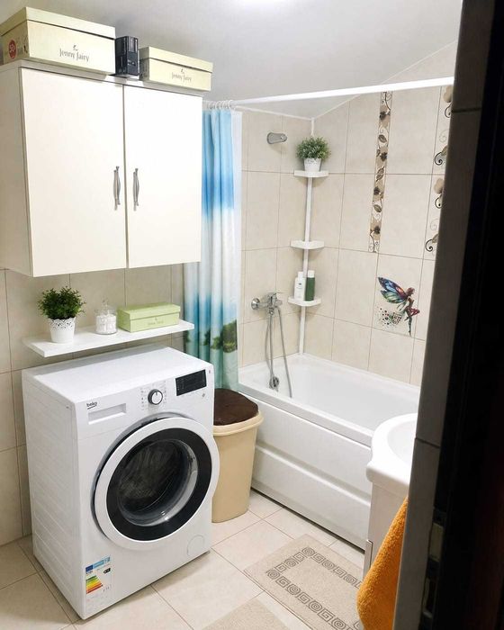 Apartament 3 camere Hotel Capitol Valea Adanca 60 mp +boxa +2 locuri parcare