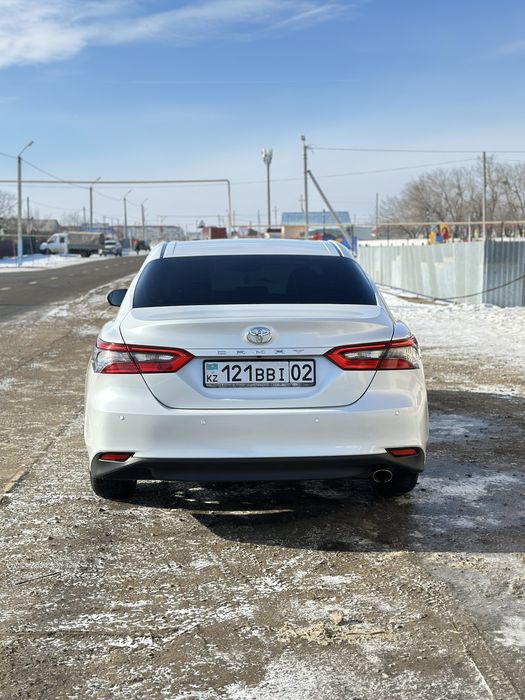 Тайота камри 75 2023 года продается срочно