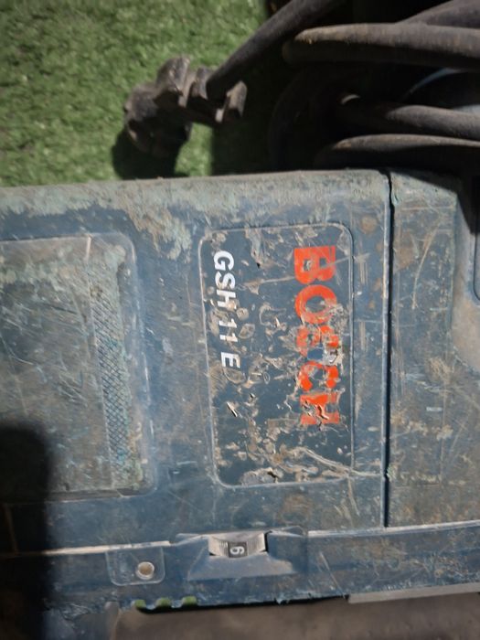 Отбойный молоток Bosch 11E