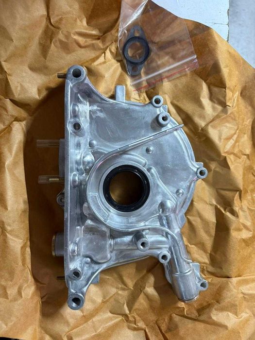 Масляный насос на Honda