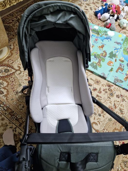 Коляска Tyni Ti.