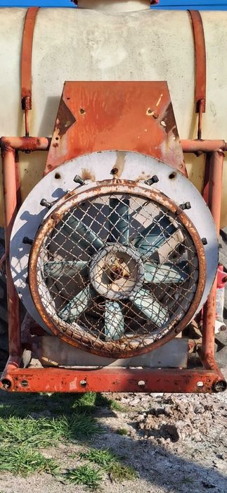 Вентилаторна пръскачка