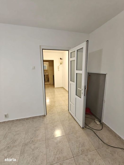 2 camere, metrou Valea Ialomiței , etj1/4