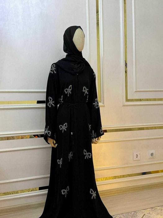 Abaya latofatli ayollar uchun