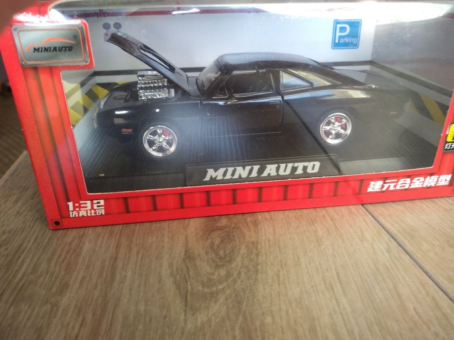 Dodge Charger 1/32