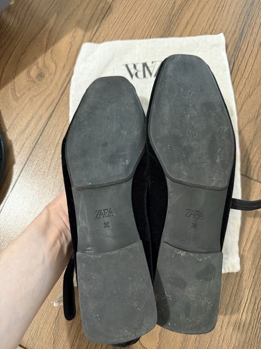 Бархатные балетки Zara