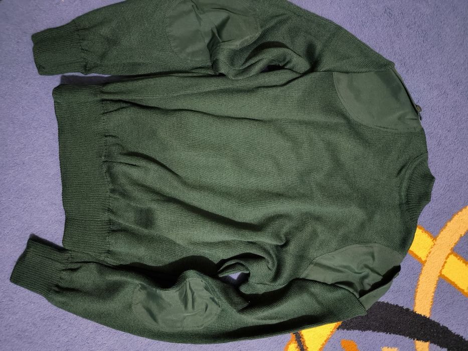 Военная кофта размер 48 .