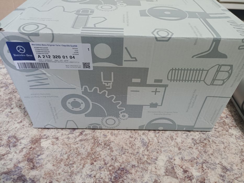 Компрессор пневмы Мерседес W212 W218 CLS