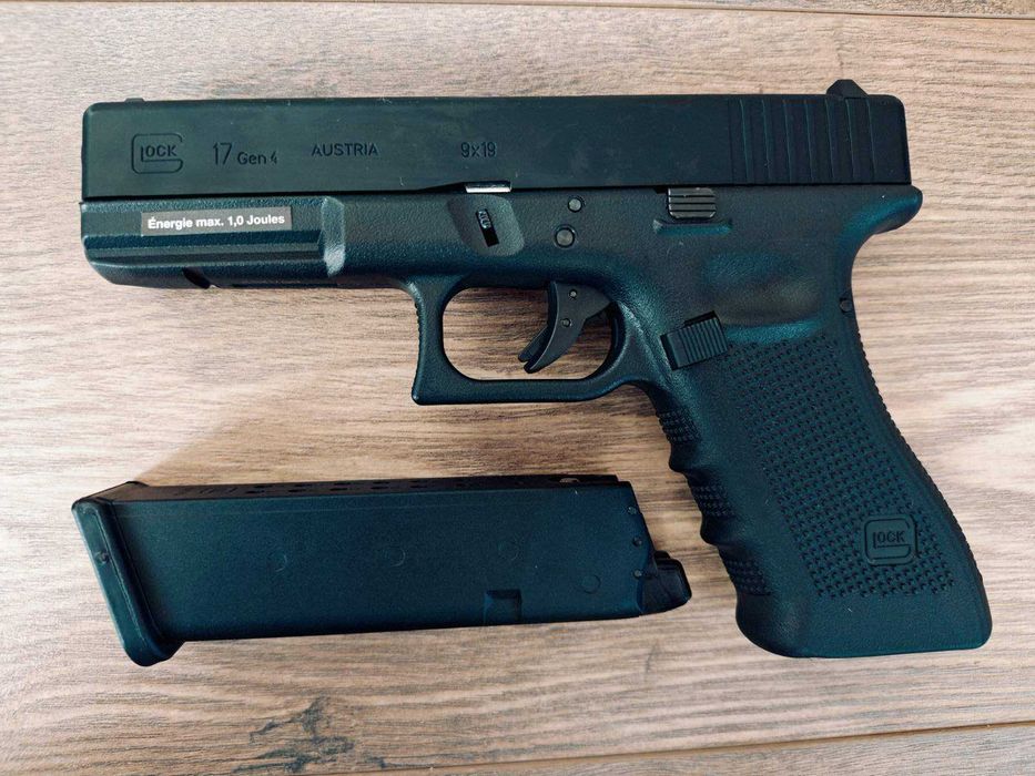 Airsoft GLOCK 17 Gen4 UMAREX Еърсофт Пистолет Pistolet Green Gas