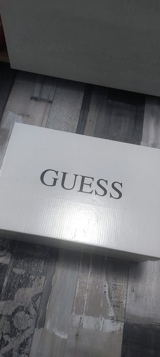 Кецове GUESS/Гесс