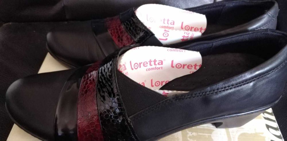 Дамски обувки на среден ток - черни