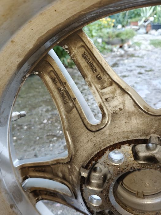 Borbet XR Silver + Continental WinterContact