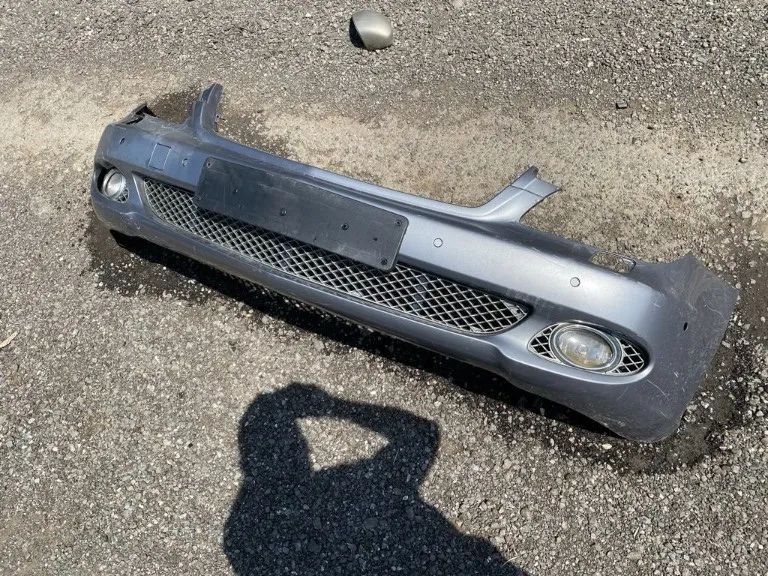 bara fata mercedes cls320 w219 cu spalatoare far