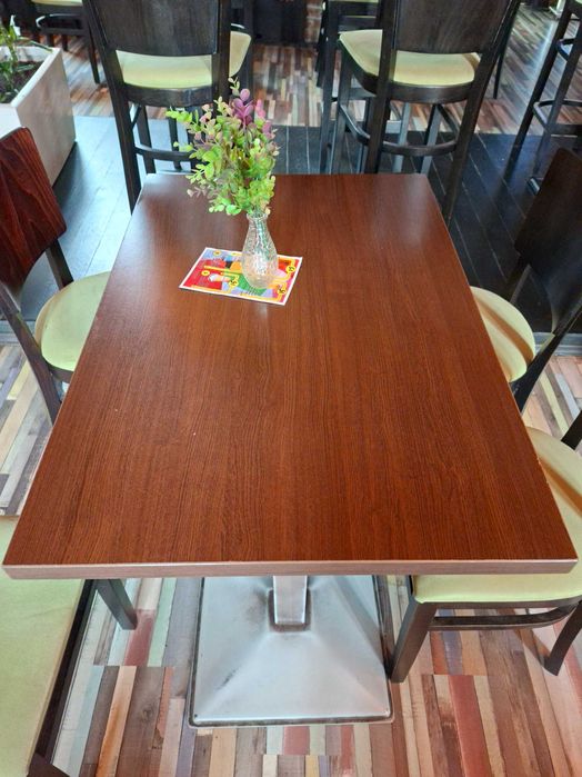 MOBILIER RESTAURANT in stare foarte buna !!!