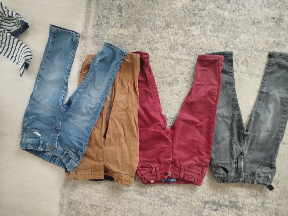 Детски дрехи и обувки 1-2-3 години на символични цени за момче