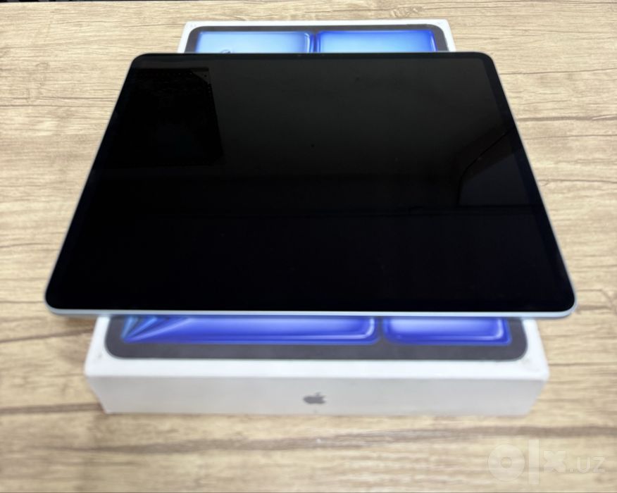Prodam idyal Ipad Air 13 M4 128GB wi-fi