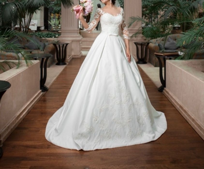 Свадебное платье