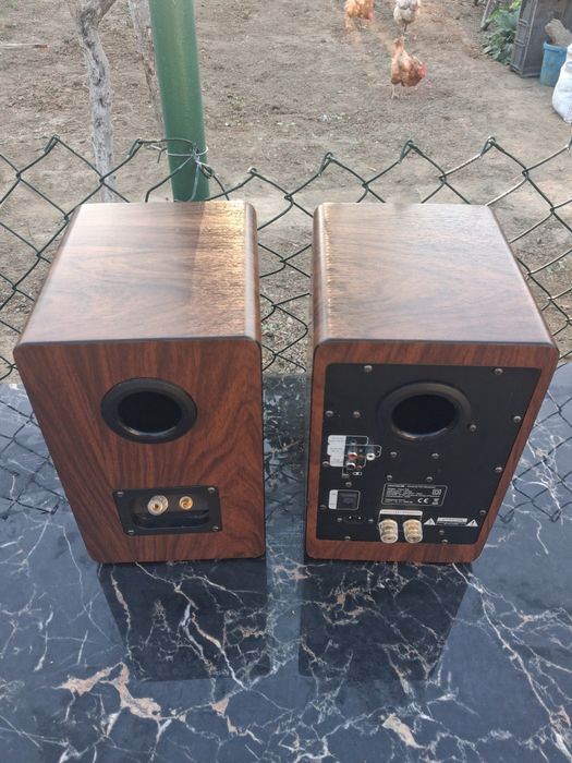 boxe cu Bluetooth