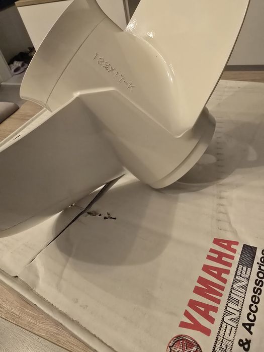 Elice Yamaha 9-7/8"X12" 20->30 HP, 13-1/2"X15", 13-1/4"X17" 60->130 HP