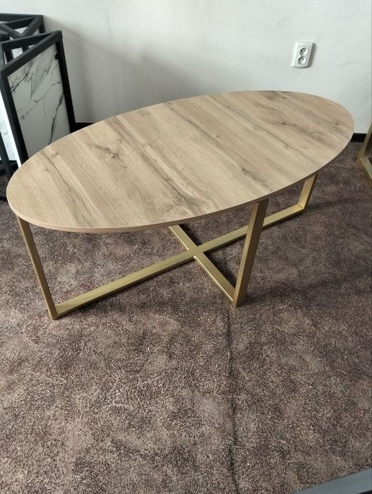 Jurnalniy stol loft stilida