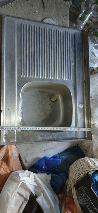 Продаю мойку сантехника