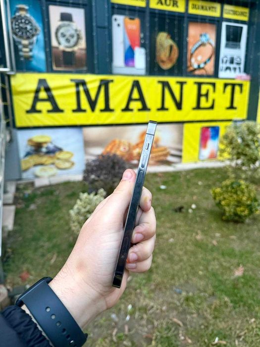 iPhone 13 Pro / 256GB / Graphite