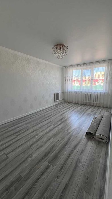 Продам 3 ком. квартиру. Район 19 мкр.