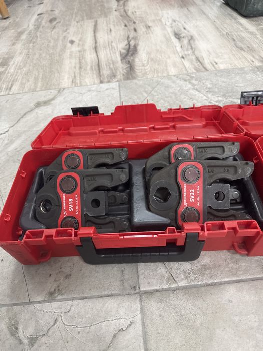 Vind doua seturi bacuri la cutii originale RotenbergerTH si V