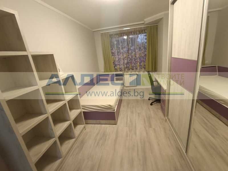 Дава се под наем Четиристаен апартамент в София, Младост 3 - 130 кв.м за 1275 € - Снимка #7