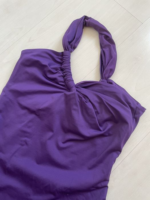 Чисто нов уникален лилав бански