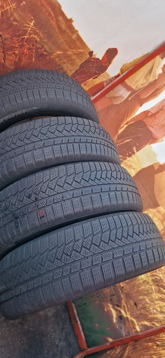 Set 4 Anvelope Continental 215 65 R17 M+S. Dot 2020