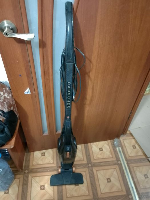 Продам Пылесос Вертикальный На Запчасти.  Модель  DVC-2750TR