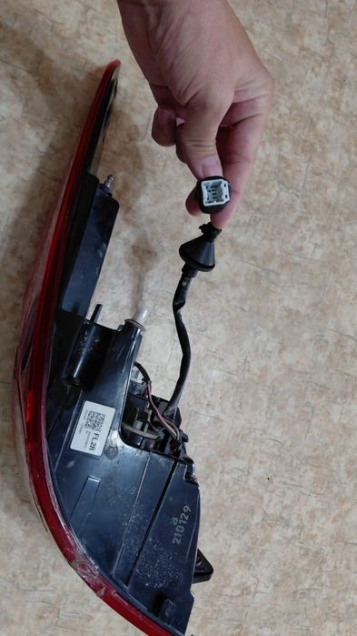 Задний фонарь на Киа Рио