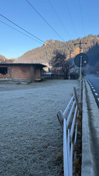 Teren și construcție