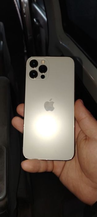 iphone 12 pro ———————————-