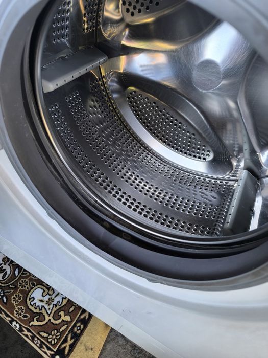 Продам стиральную машинку
