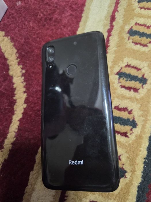 Redmi7 с каробкой