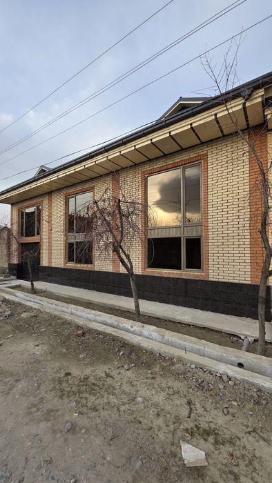 Уй сотилади (Ховли)