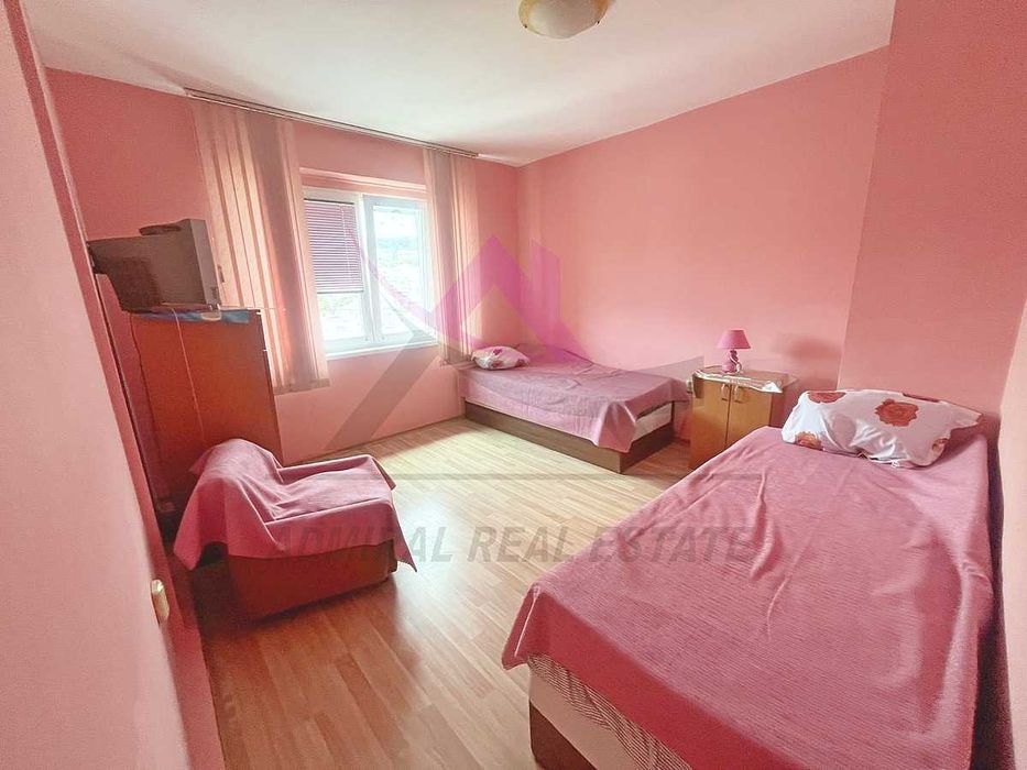 Дава се под наем Двустаен апартамент в Варна, Аспарухово - 48 кв.м за 325 € - Снимка #1