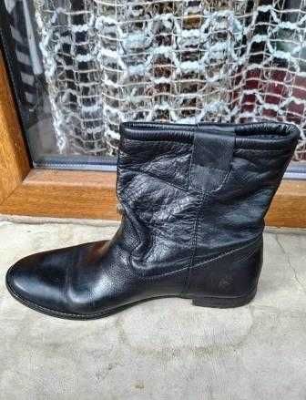 Боти от телешки бокс