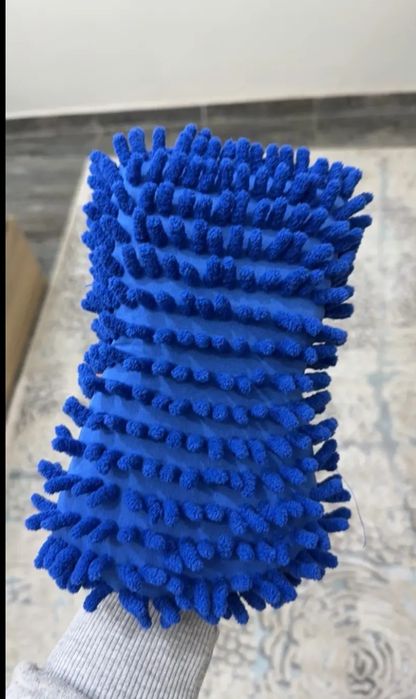 Manusi de spalat cu spuma si apa