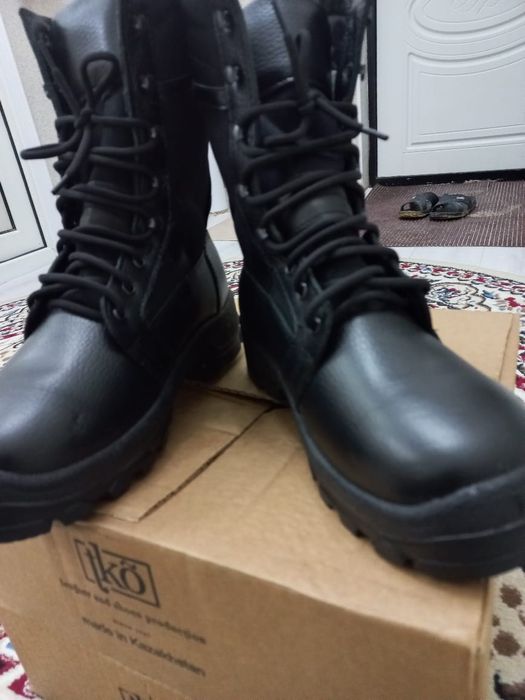 Продаётся берцы летние.