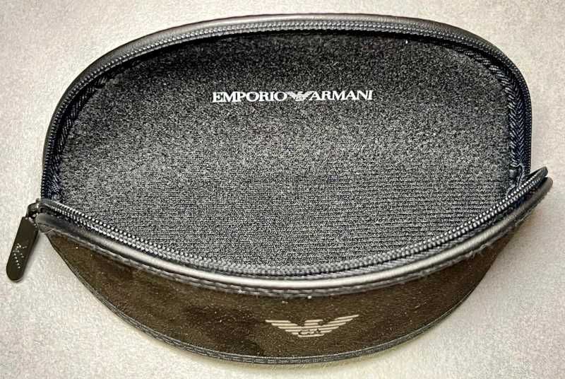Toc ochelari Emporio Armani - Fermoar - Piele întoarsă / Textil - Negru
