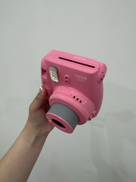 Фотоаппарат Fujifilm Instax Mini 9