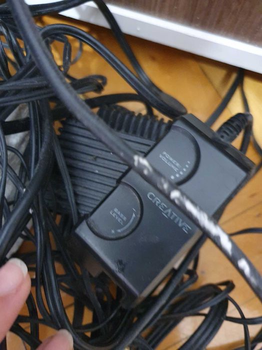 Тонколони Creative 5+1