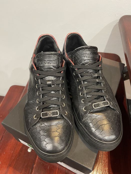 Оригинални обувки roberto cavalli кожени