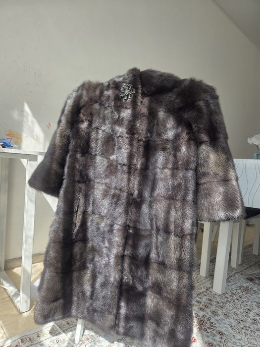 Продам норковую шубу