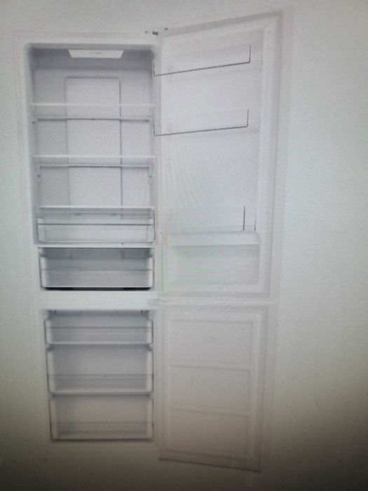 vanzare second hand combina frigorifica BEKO