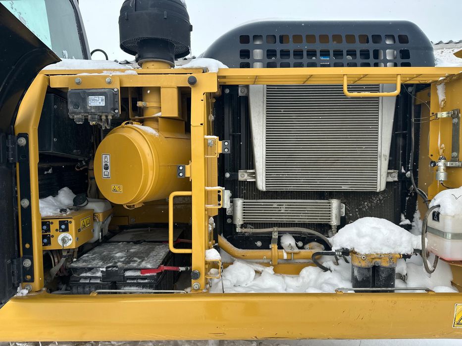 Продам экскаватор